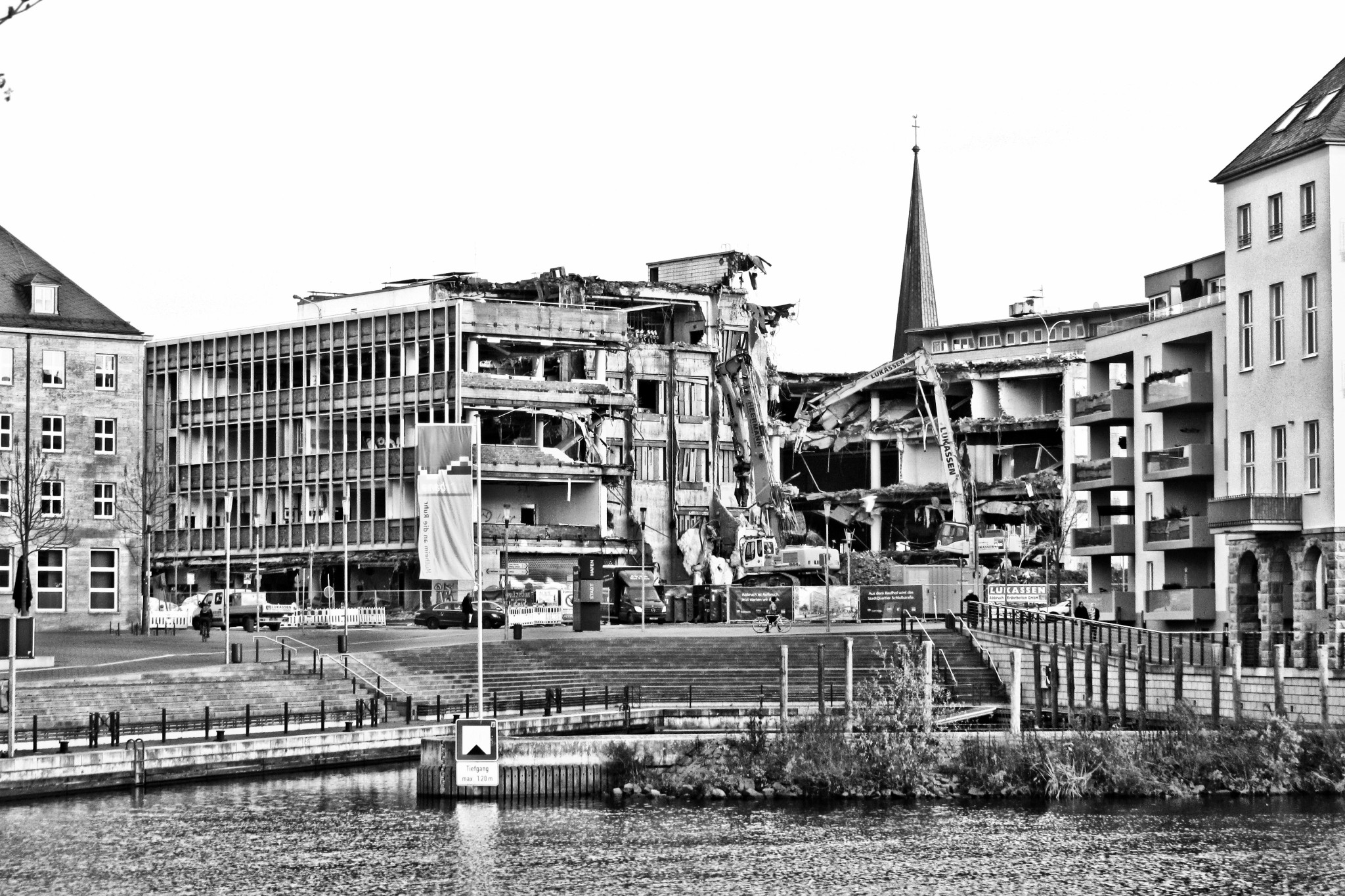161130kaufhof01bw.jpg