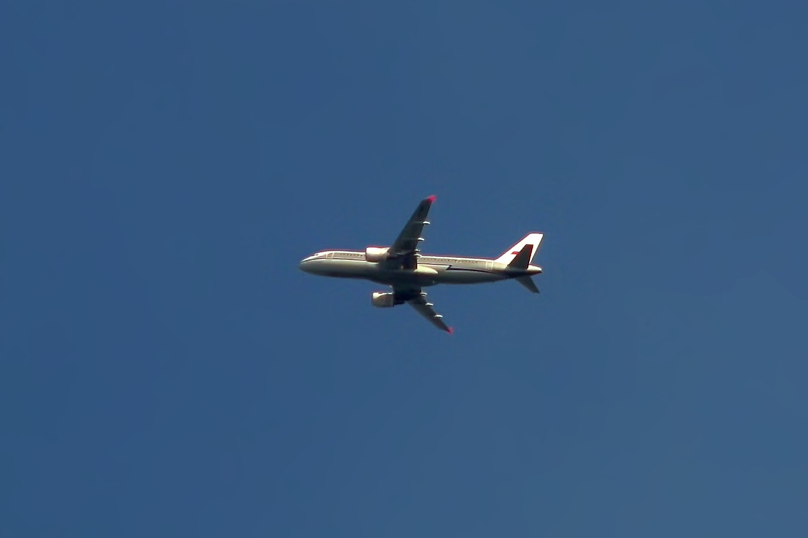 140328jet1.jpg