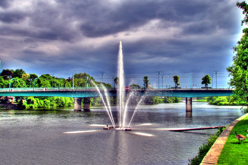 HDR
