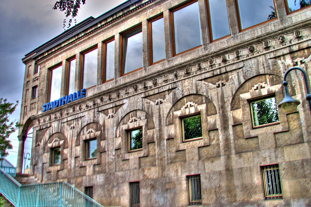 HDR
