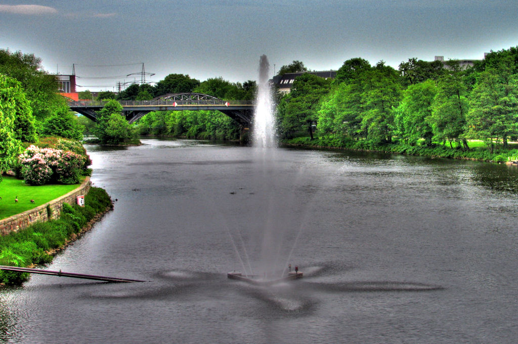 HDR
